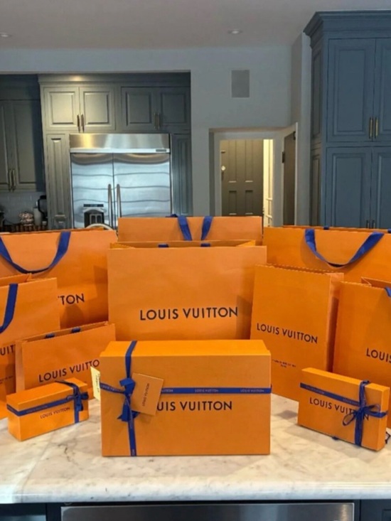 Louis Vuitton Handbags - Louis Vuitton Orange Authentic Shopping
Bags (Large bag and Box Bundle)
